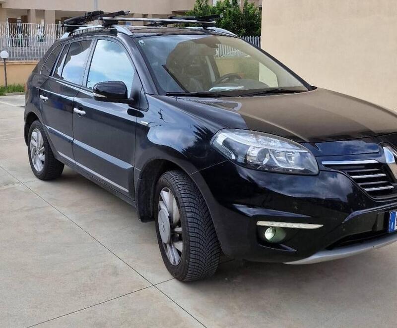 Renault Koleos 2.0 dCi 150CV 4X4 Limited ESM del 2013 usata a Frattamaggiore